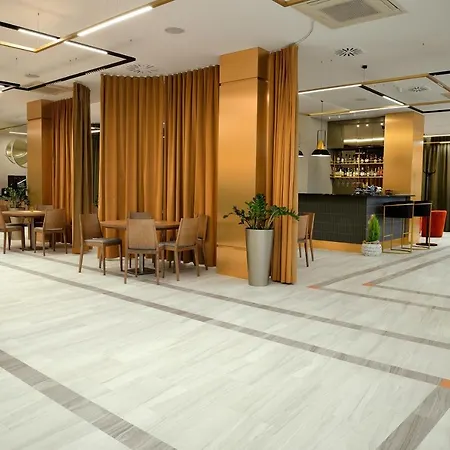 Quest - Dawniej Planeta Hotel Brzesko