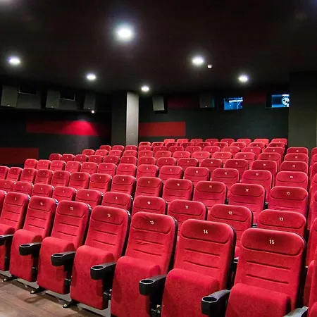 Hotel Quest - Dawniej Planeta